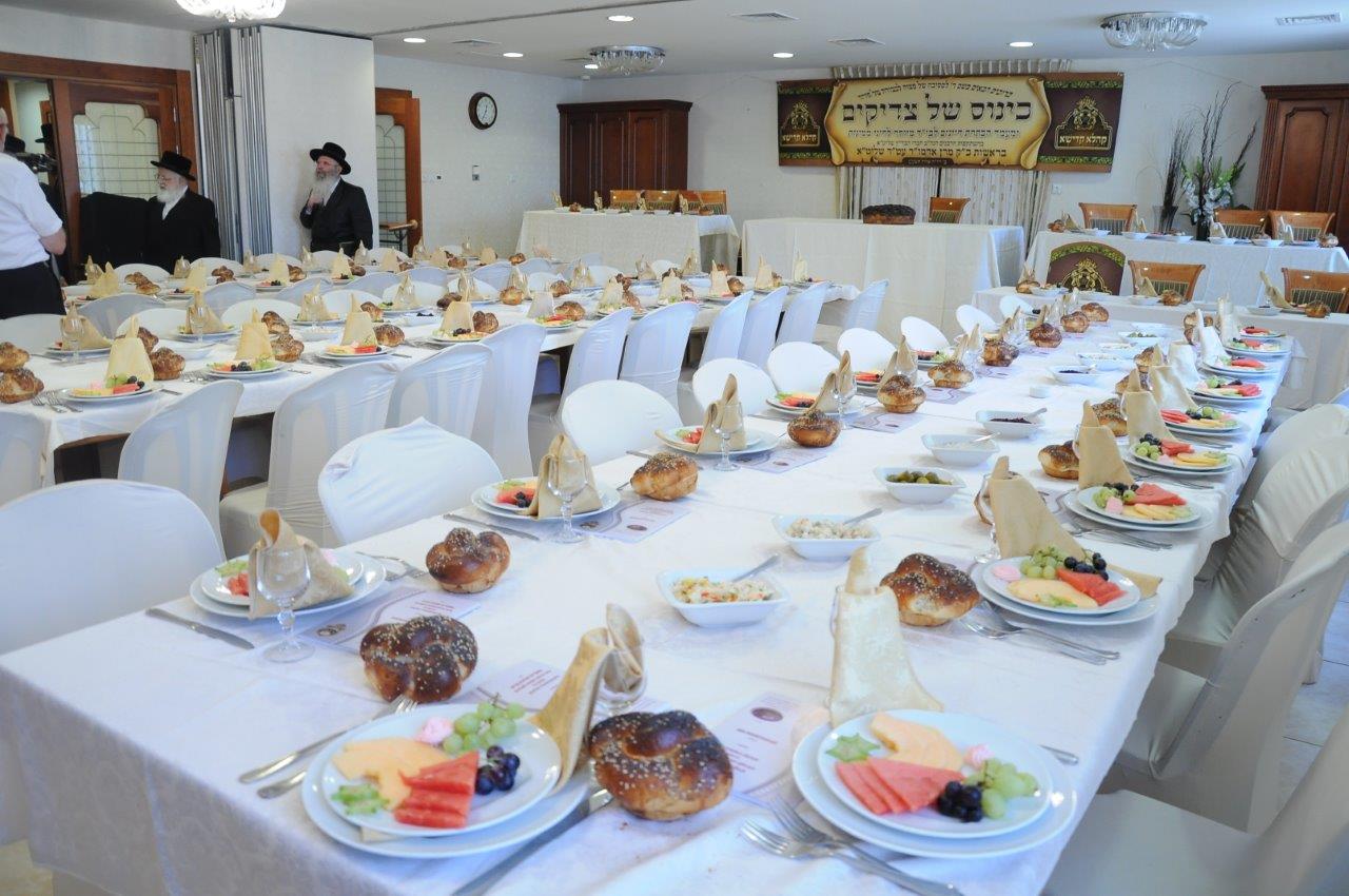 בית דין לדיני ממונות הוקם בחסידות בעלזא • גלריה