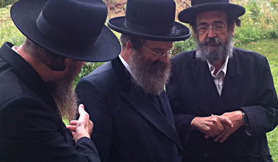 צפו בתיעוד: האדמו"ר מסאדיגורא נופש בדאבוס שבשוויץ