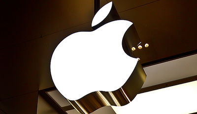 אפל תשיק מכשיר אייפון 5S ודגם מוזל נוסף בעוד כחודש