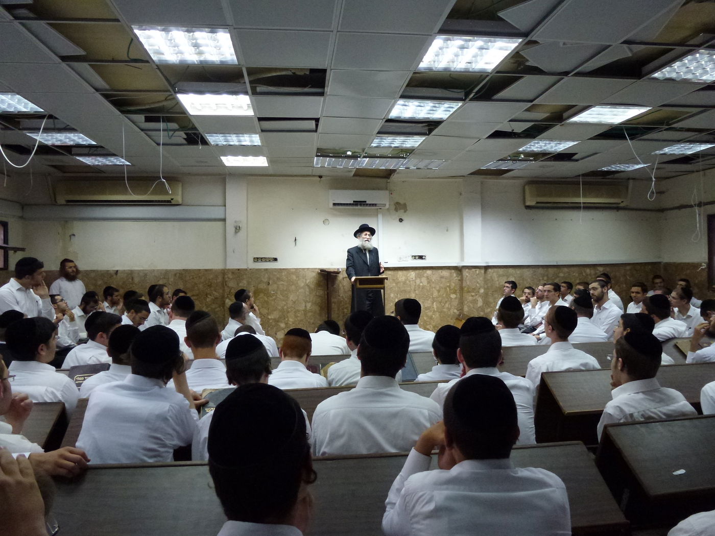 הרב מרקוביץ' תוקף את רבני 'השונאים': "רודפים"