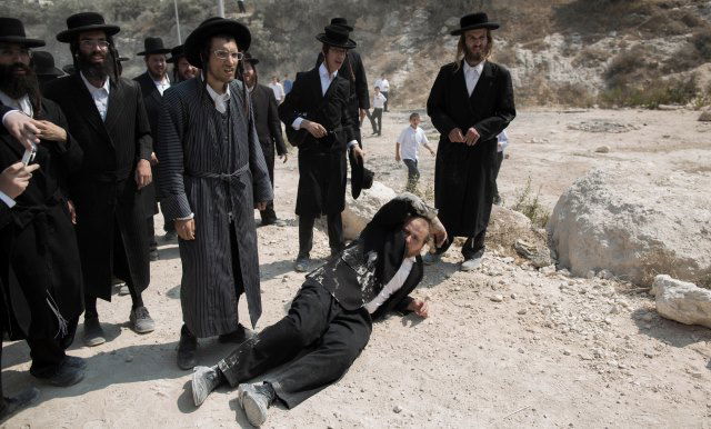 הפגנה במתחם בבית שמש, אתמול