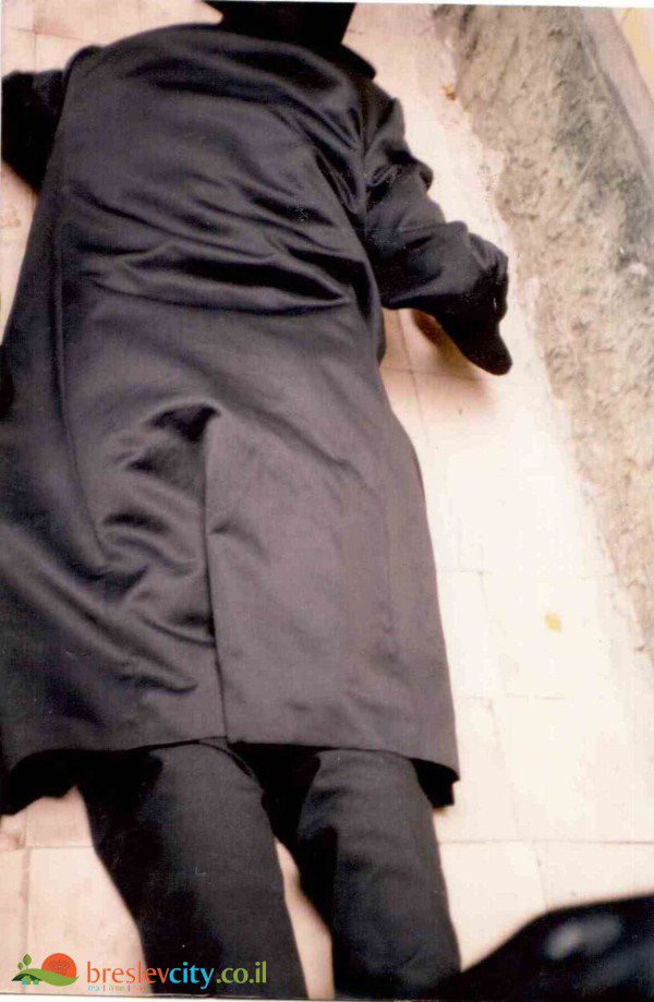 צפו: כך נראתה העלייה לאומן מתחת לאף של הק.ג.ב