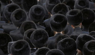 הרב שלמה פפנהיים נגד שטריימל מן החי: "חילול השם"