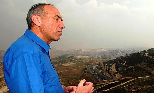 סולק בבושת פנים. ח"כ מוטי יוגב