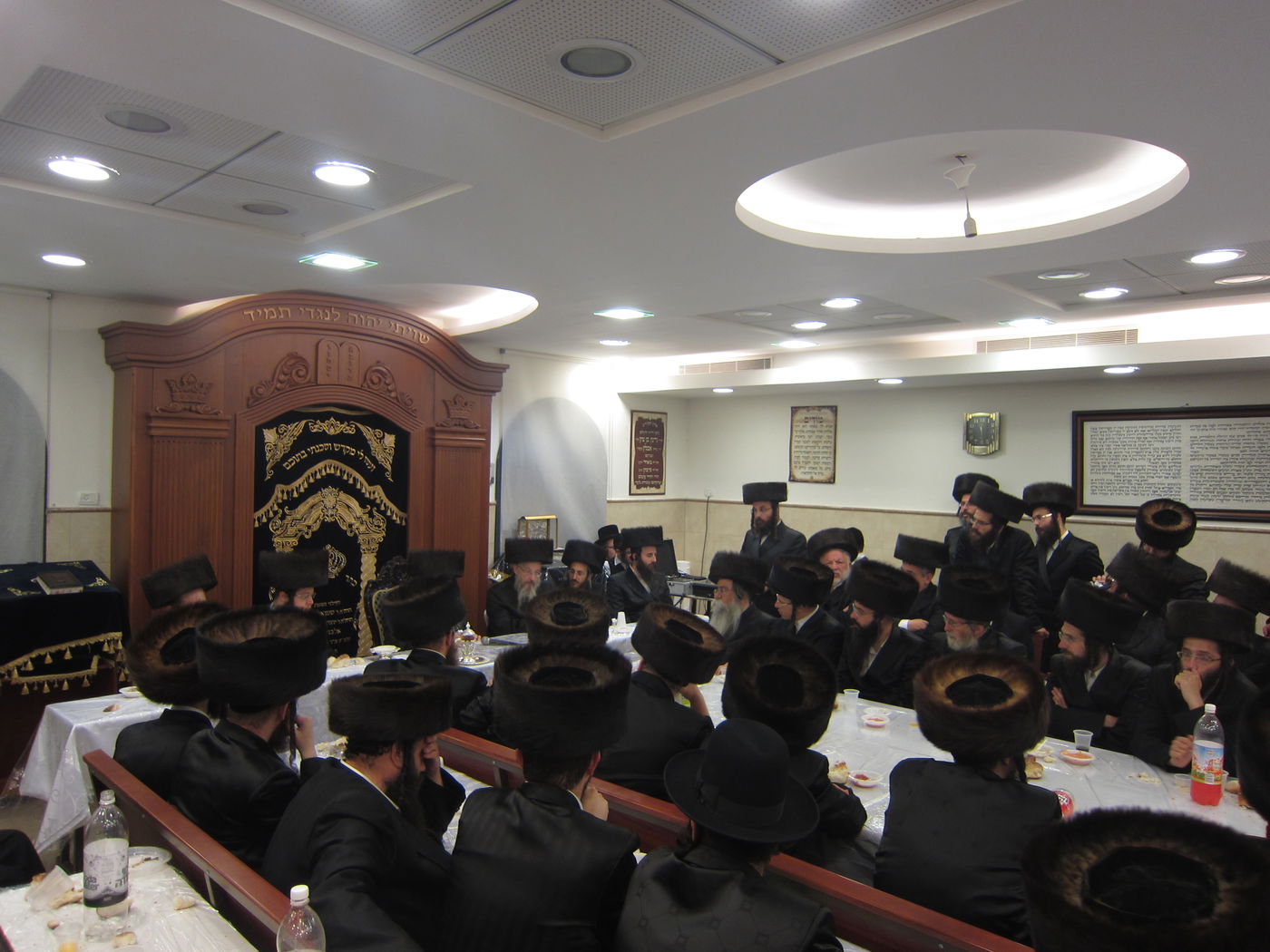 שמחת הוואכט נאכט לנכד כ"ק אדמו"ר מנדבורנה אלעד • תמונות