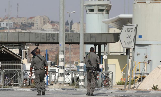 שני הרוגים במבצע מעצרים של כוח צה"ל בקלנדיה