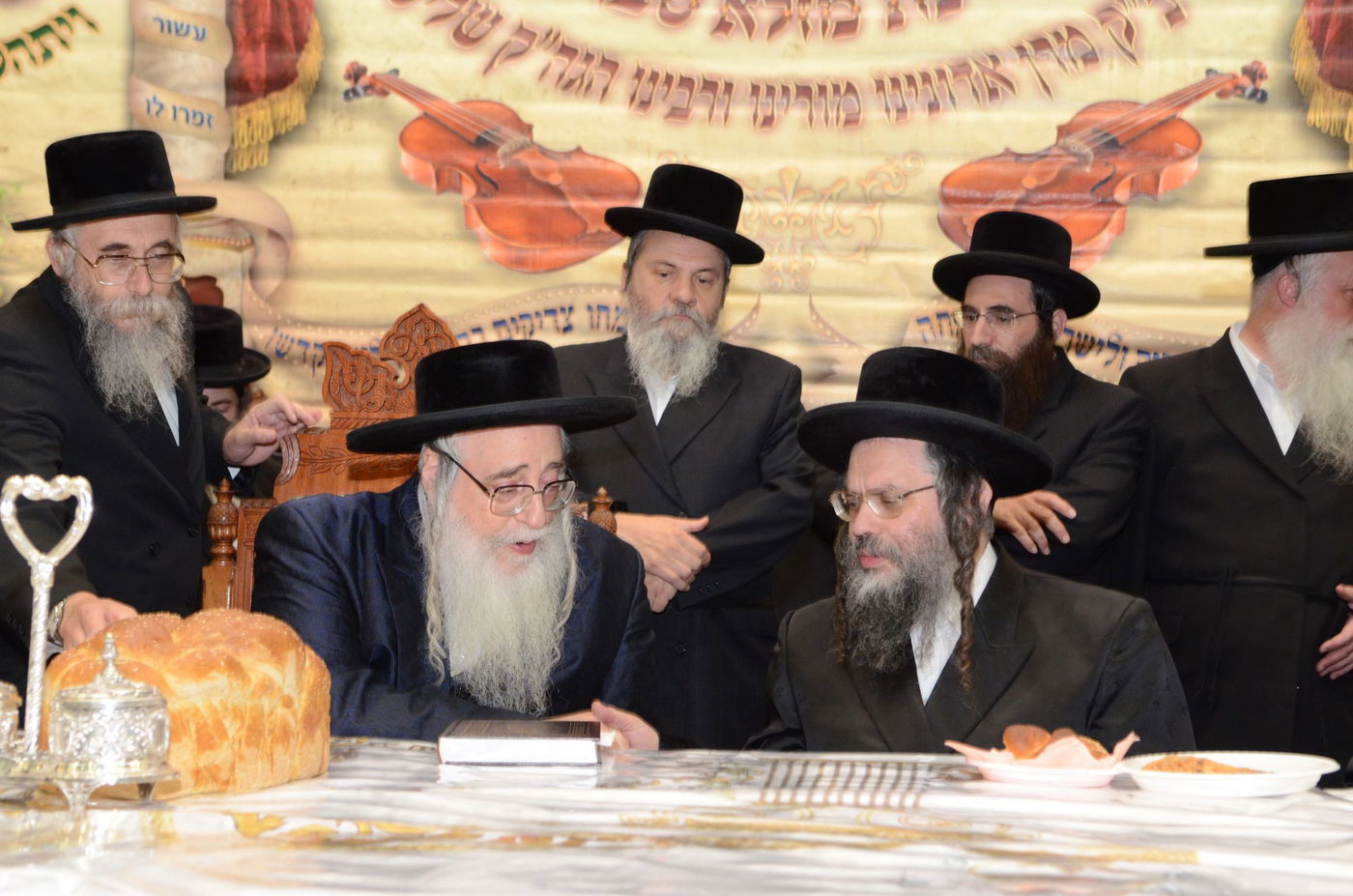 אירוסי נכד האדמו"ר מצאנז עם נכדת בעל ה"שפע חיים" זי"ע • גלריה