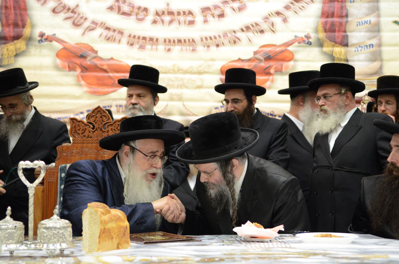 אירוסי נכד האדמו"ר מצאנז עם נכדת בעל ה"שפע חיים" זי"ע • גלריה