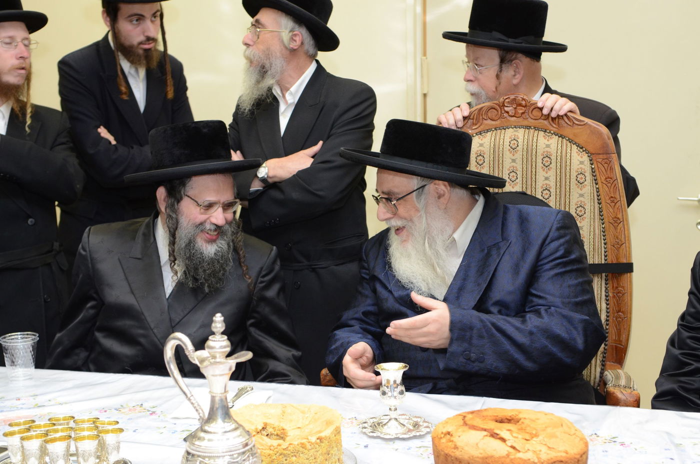 אירוסי נכד האדמו"ר מצאנז עם נכדת בעל ה"שפע חיים" זי"ע • גלריה