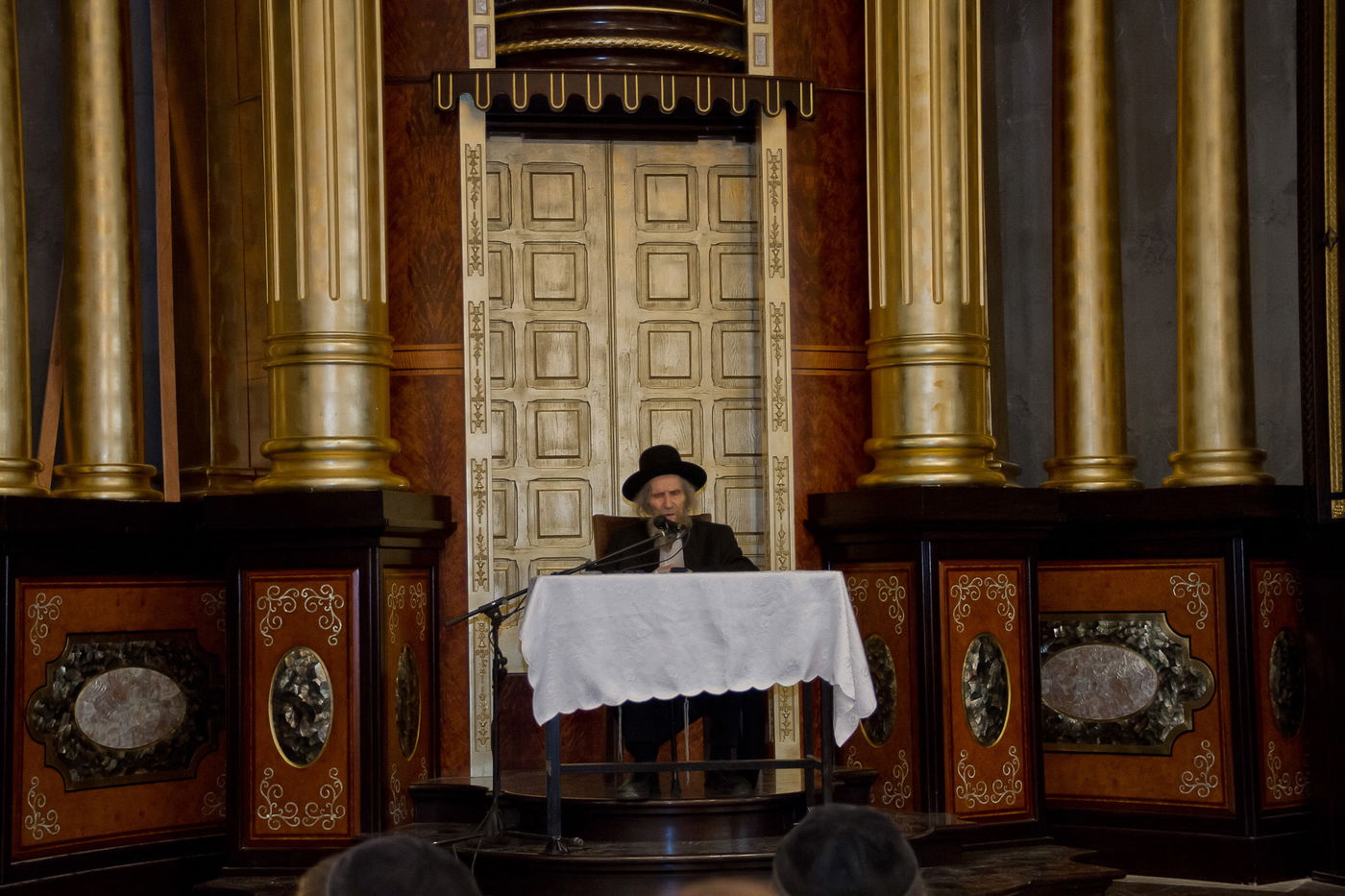 הגראי"ל שטיינמן בשיחות חיזוק: "כדי לזכות בדין להיות כל מהות חיינו - רק תורה"