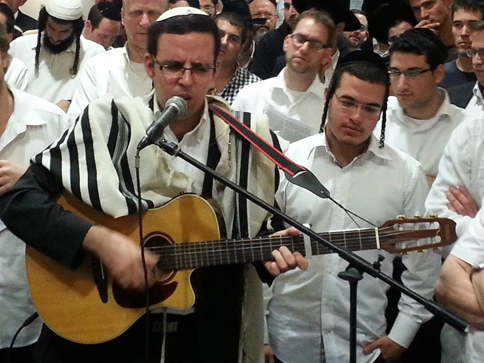 אֱלוֹהַּ סְלִיחוֹת סְלַח לָנוּ • שעה של סליחות בנוסח קרליבך • צפו