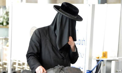 "שאלים" בשדה התעופה