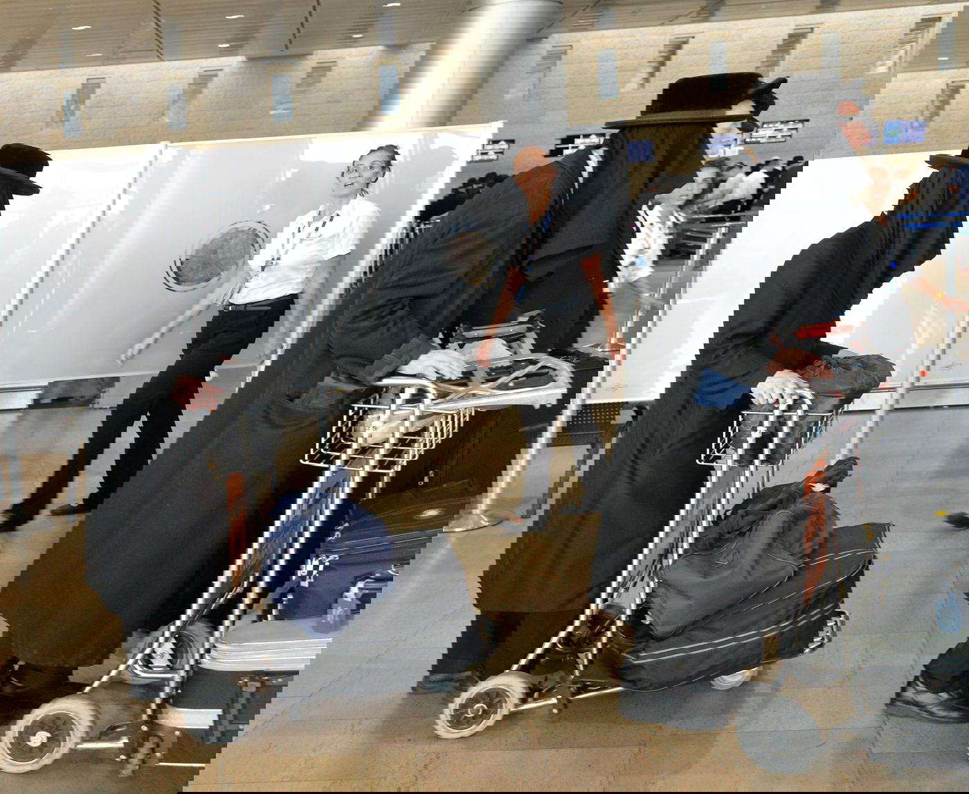 בדרך לאומן: "שאלים" נגד פריצות • תמונות