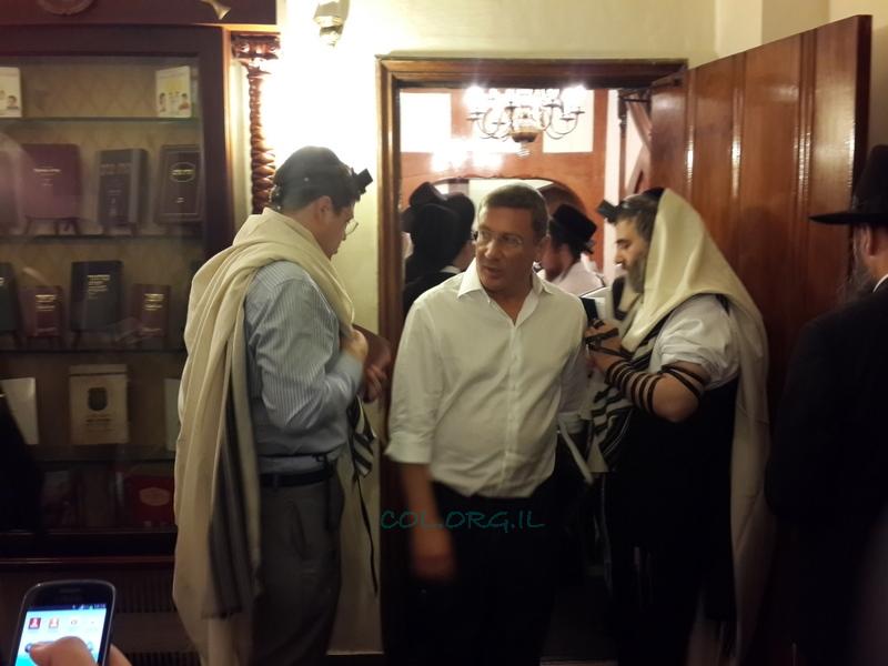 צפו בגלריה: נוחי דנקנר מבקר ב-770