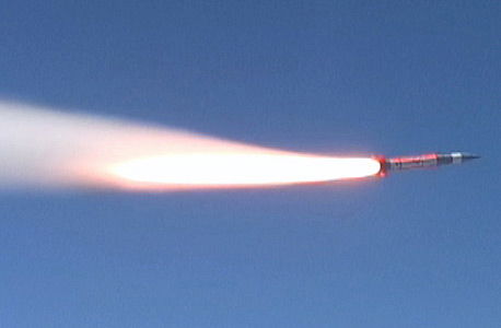 שיגור טיל אנקור