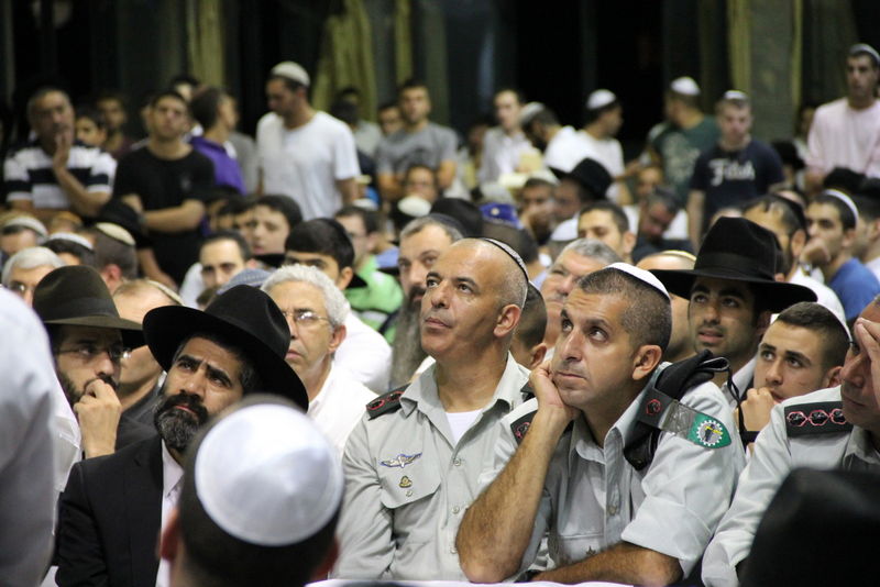 הרב אלבז בסליחות: 'מי שמקצץ יש לו שריטה'