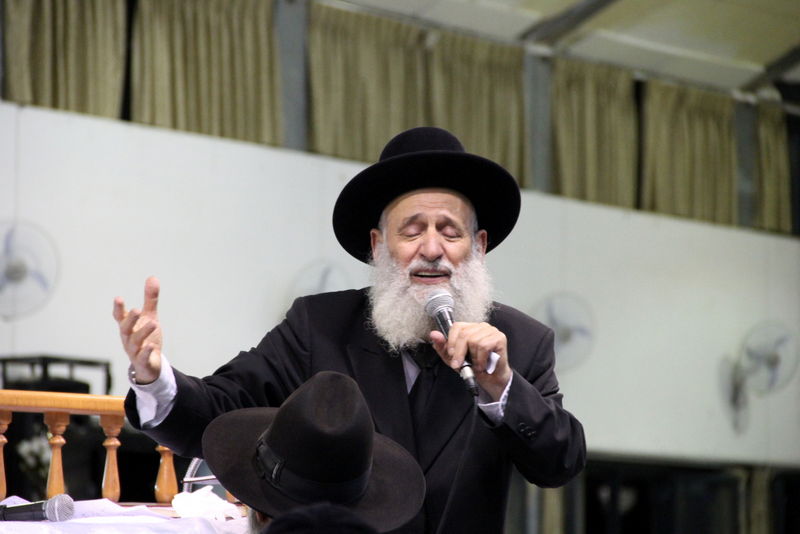 הרב אלבז בסליחות: 'מי שמקצץ יש לו שריטה'