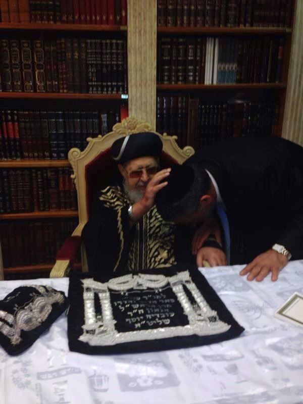 מרן הגר"ע יוסף לקריספל: 'אתה מועמד ש"ס באלעד'