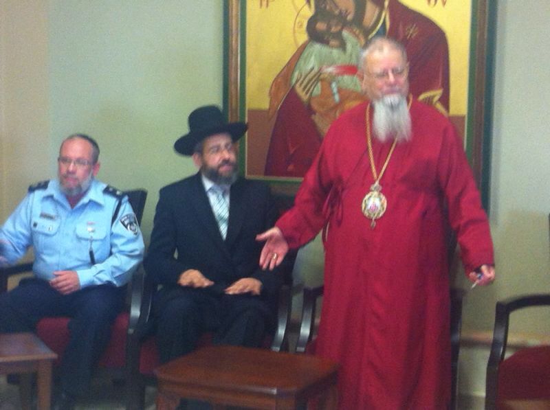 הרב דוד לאו נועד עם הארכיבישוף הנוצרי למנוע עימותים ביום כיפור