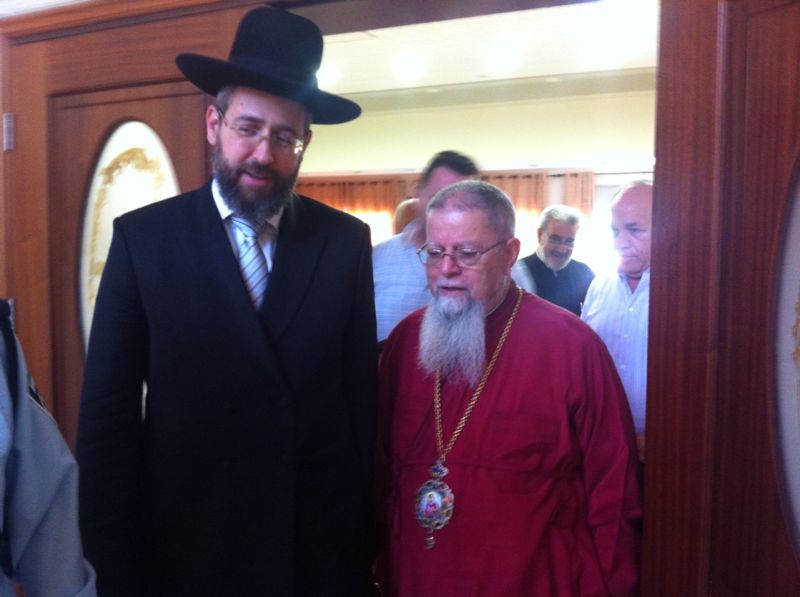 הרב דוד לאו נועד עם הארכיבישוף הנוצרי למנוע עימותים ביום כיפור