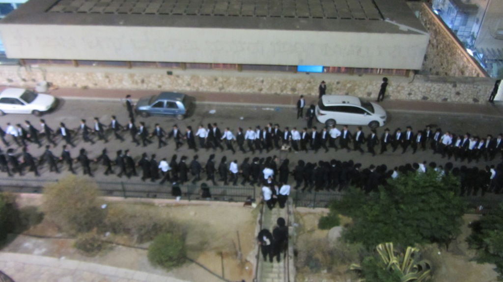 צפו בגלריה: 'נעילה' בישיבת פוניבז'