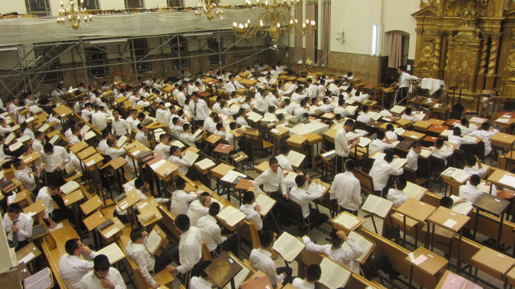 צפו בגלריה: 'נעילה' בישיבת פוניבז'