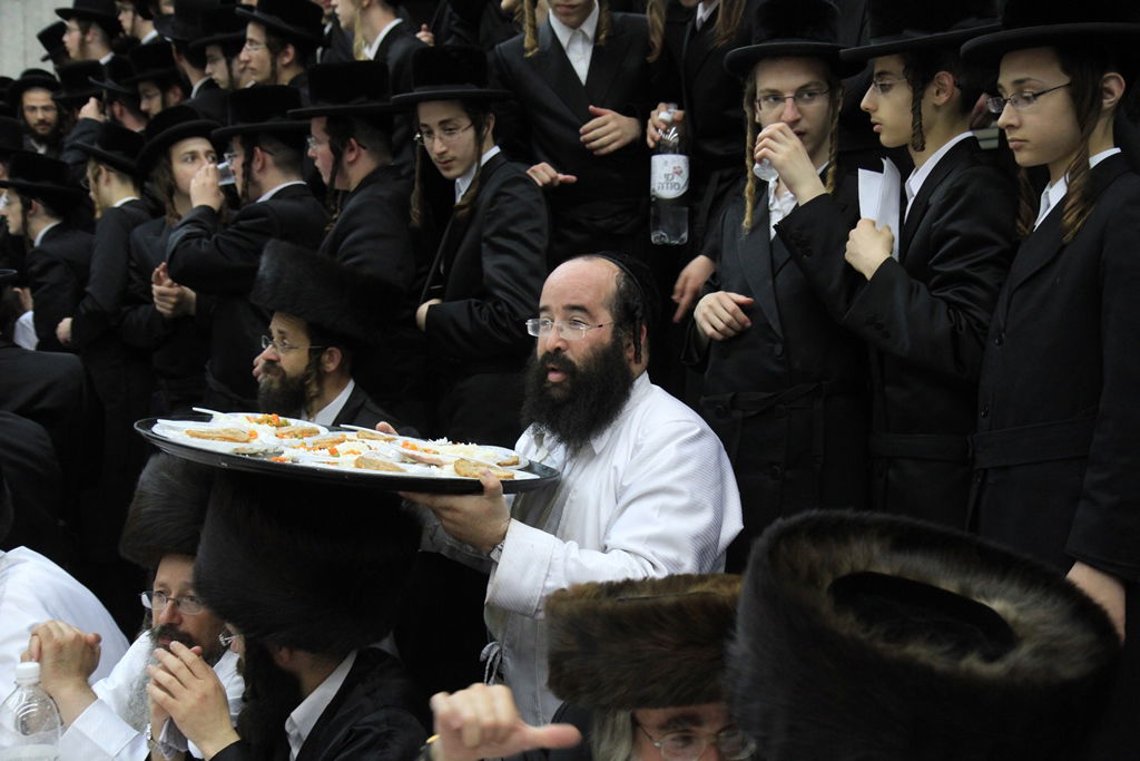 ערב יום כיפור בחצר לעלוב בבית שמש • גלריה