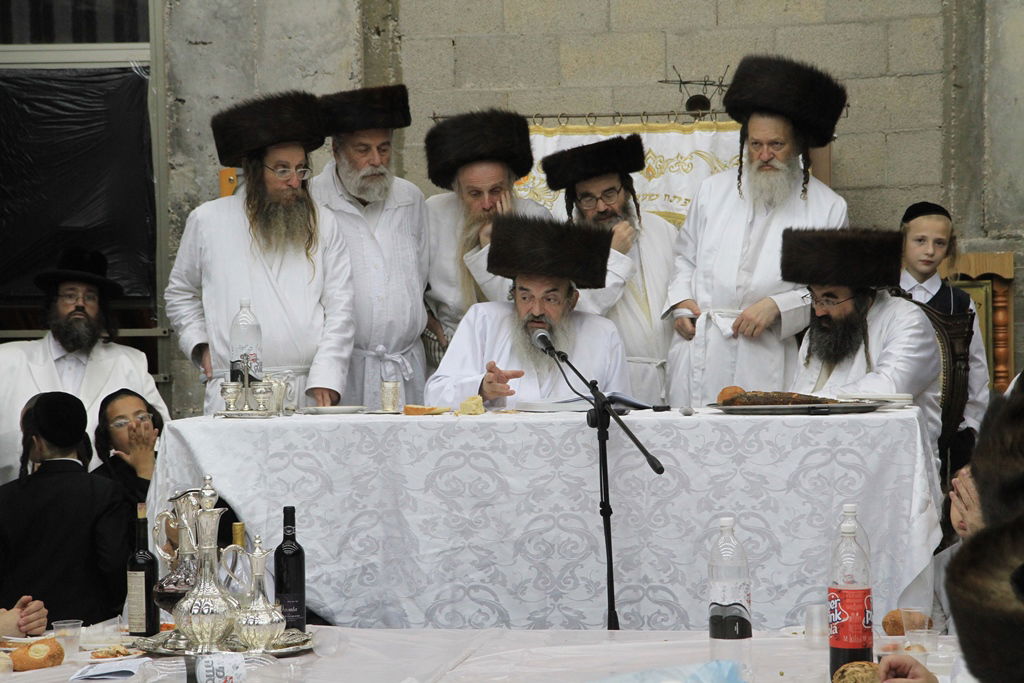 ערב יום כיפור בחצר לעלוב בבית שמש • גלריה