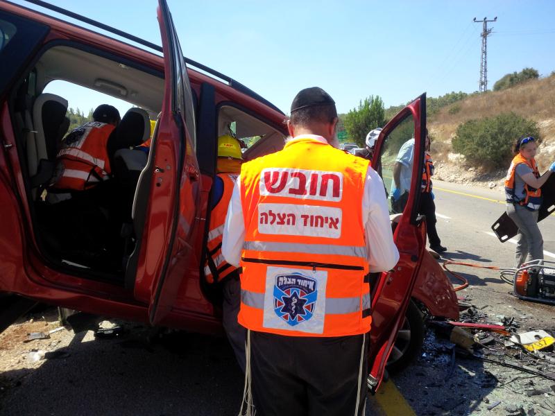 כביש 38 סמוך לבית שמש: חרדי נהרג בתאונה קשה