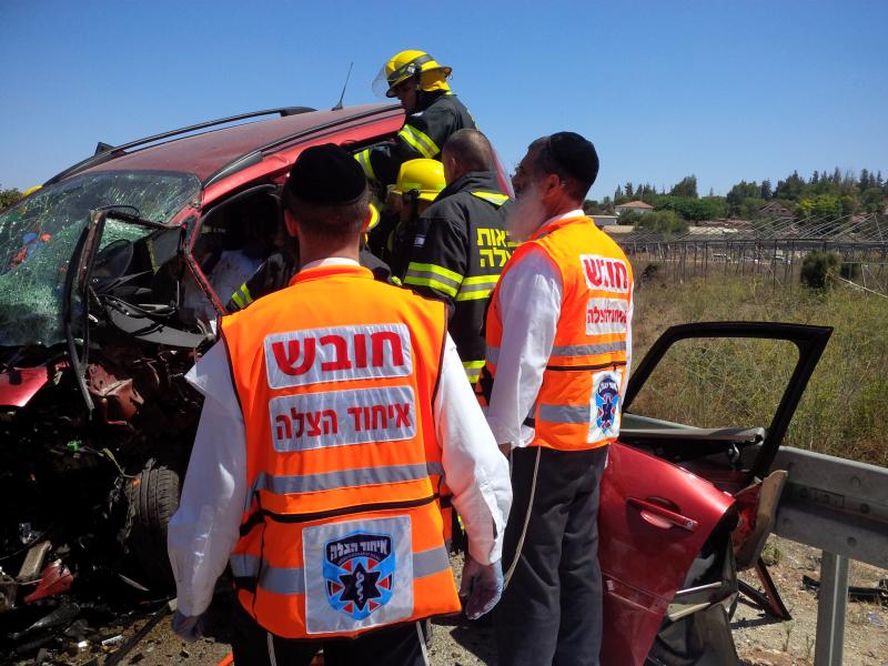 כביש 38 סמוך לבית שמש: חרדי נהרג בתאונה קשה