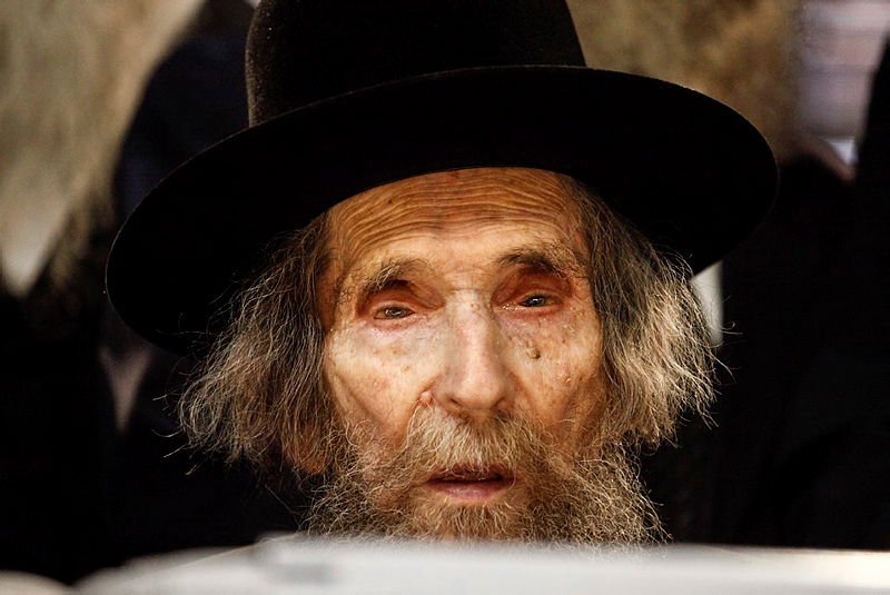 אלעד: חברי רשימת 'דגל' הצהירו אמונים למרן הרב שטיינמן