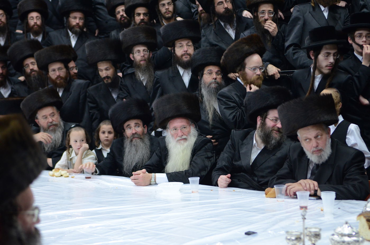 אבוקות של אש: תיעוד ענק מבית השואבה בבני-ברק