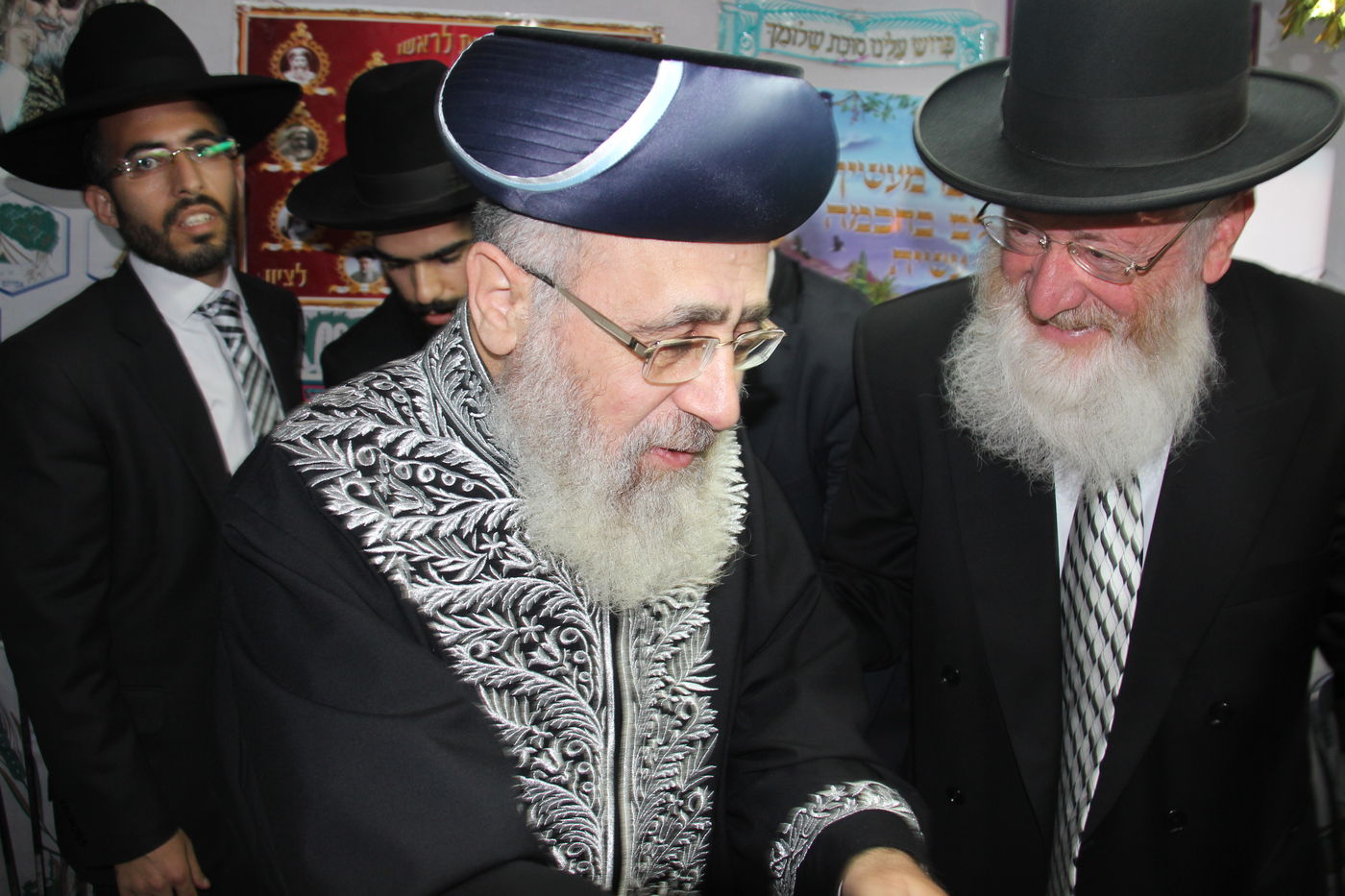 צפו: הקבלת פני רבו בסוכת הראשל"צ