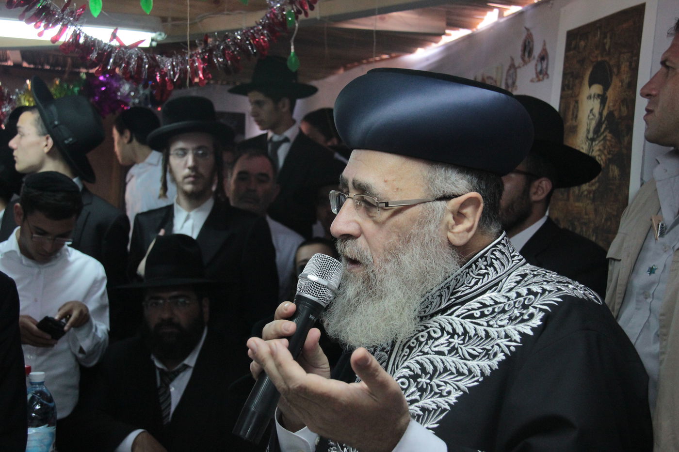 צפו: הקבלת פני רבו בסוכת הראשל"צ