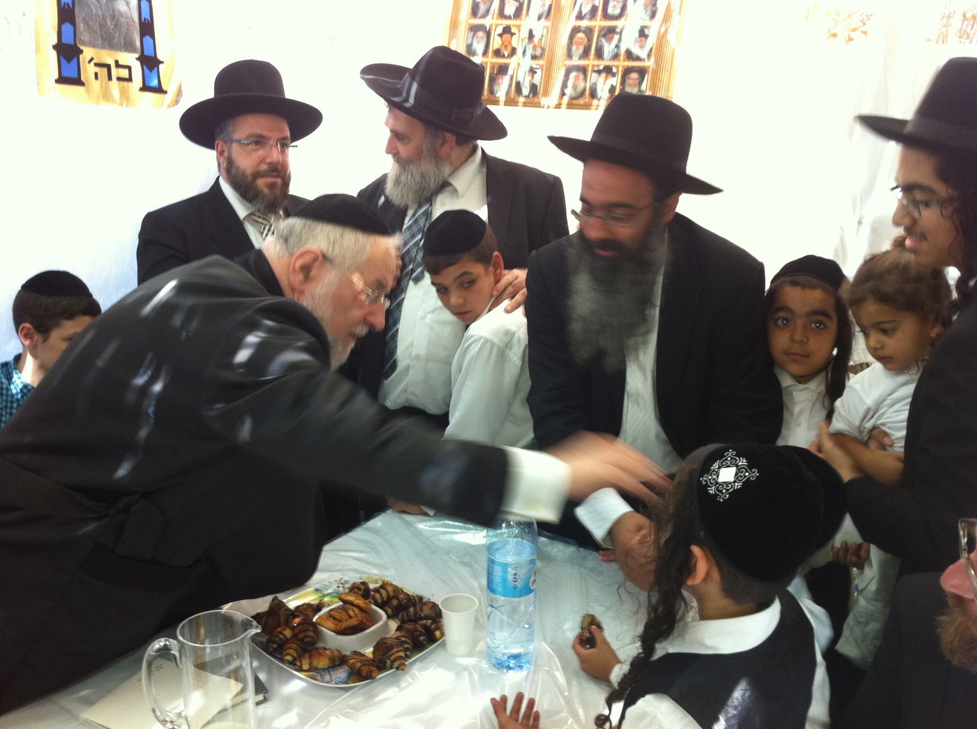 מיוחד ל"כיכר השבת": הרב ישראל מאיר לאו בווארט לחג