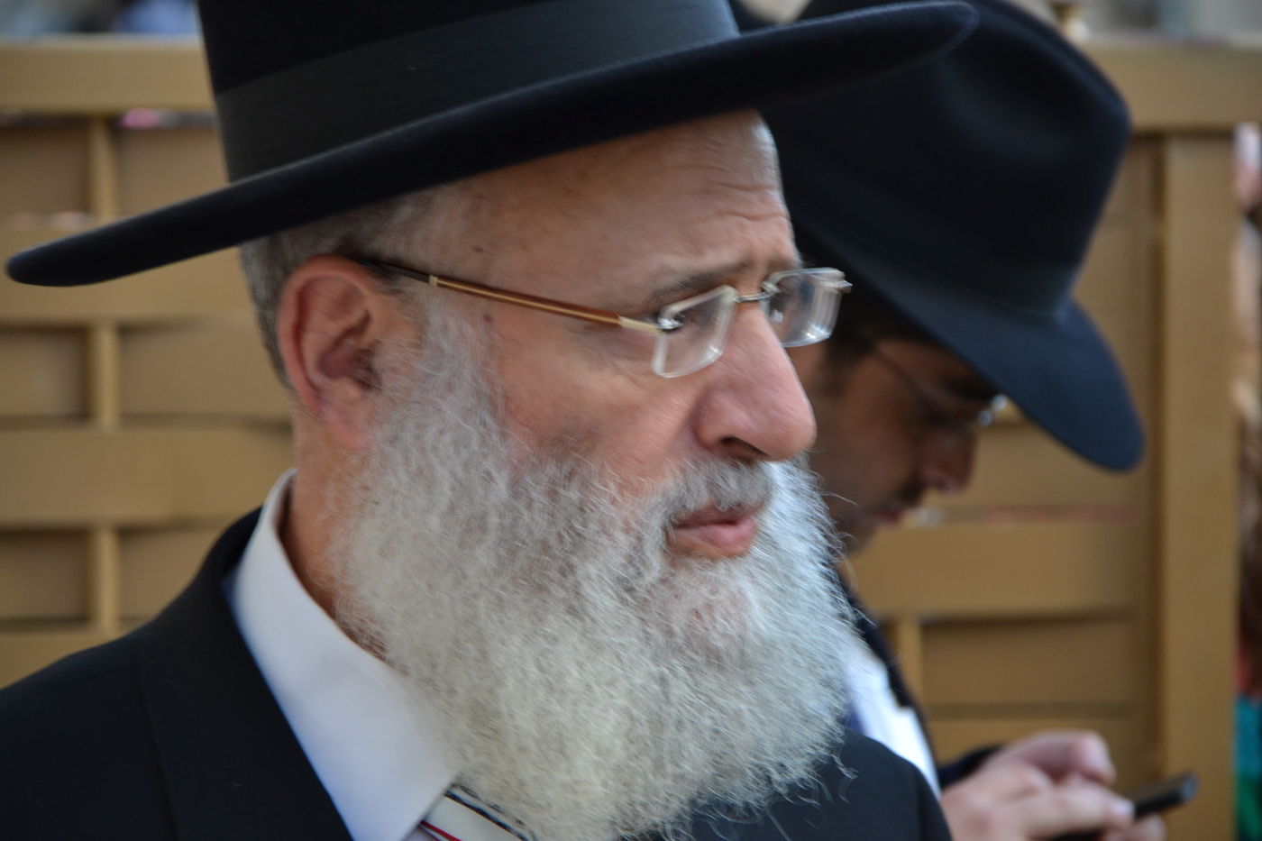 אלפים בעצרת תפילה לרפואת מרן הרב עובדיה יוסף