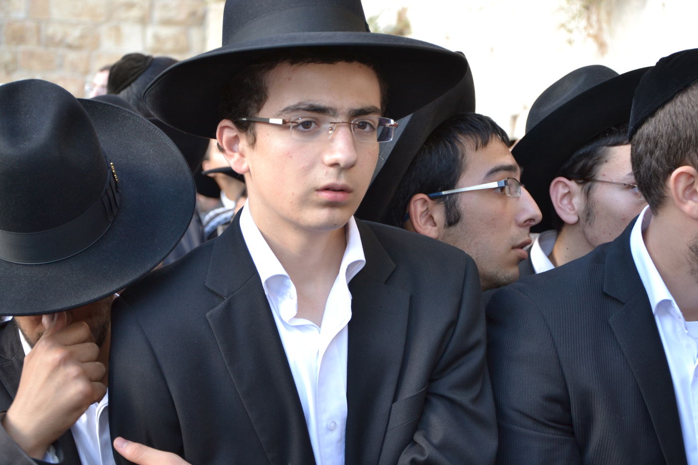 אלפים בעצרת תפילה לרפואת מרן הרב עובדיה יוסף