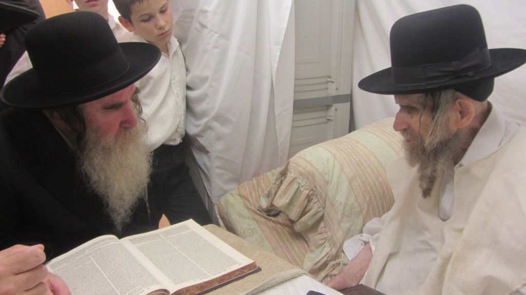 ביקורי החג של הרב מרדכי גרוס • גלריה