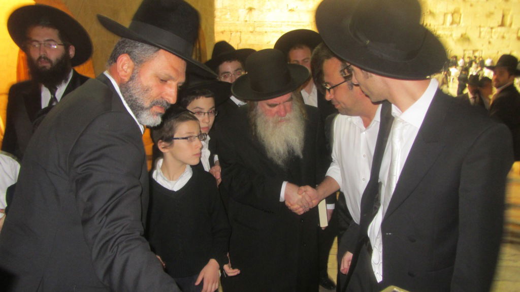 ביקורי החג של הרב מרדכי גרוס • גלריה