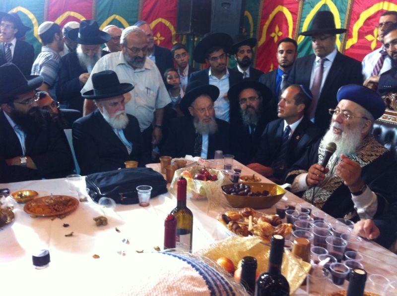 תפילות לרפואת הגר"ע יוסף, במעמד הקבלת פני רבו בסוכת הגר"ש עמאר