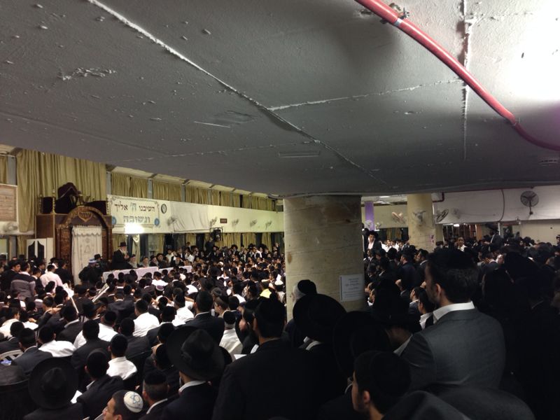 המונים מתחננים: רפואה שלמה למרן