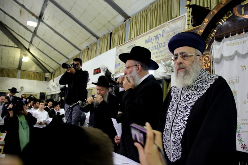 אור החיים: עצרת תפילה אדירה לרפואת מרן הרב חיים עובדיה יוסף