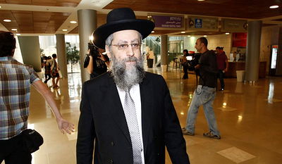 הרב דוד יוסף: "מקווים לרחמי שמיים"