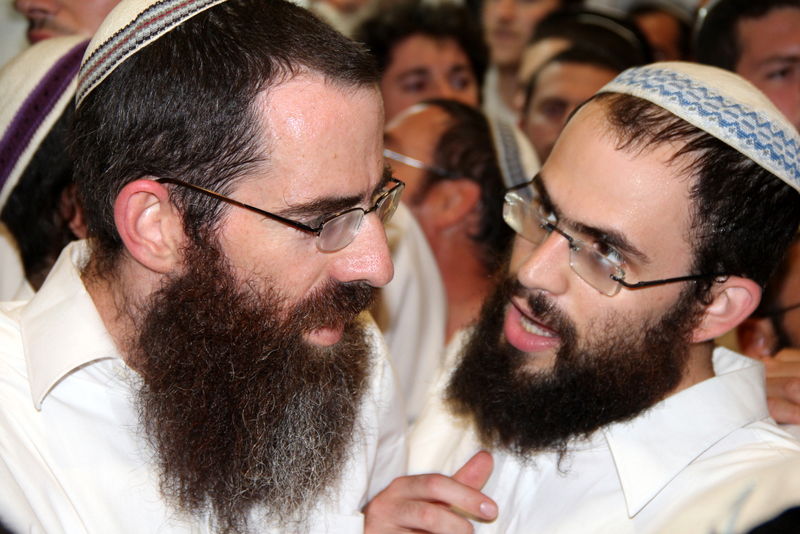 מי שברך לרב עובדיה בהקפות שניות של מרכז הרב