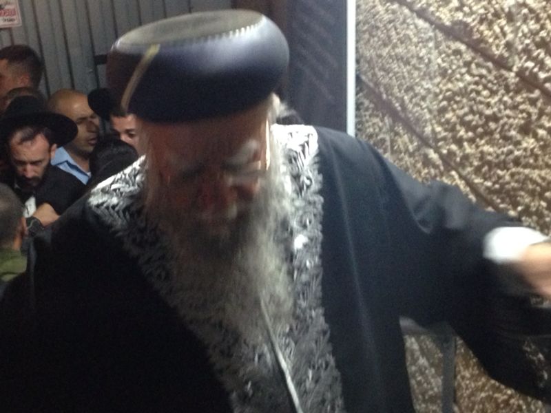 רבבות בעצרת ענק בכותל המערבי לרפואת הגרח"ע