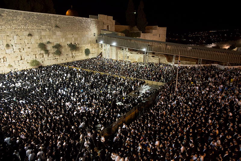 האלפים בעצרת הענק בתחילת השבוע