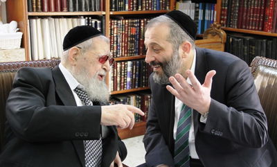 יו"ר ש"ס אריה דרעי ומרן הגרח"ע יוסף