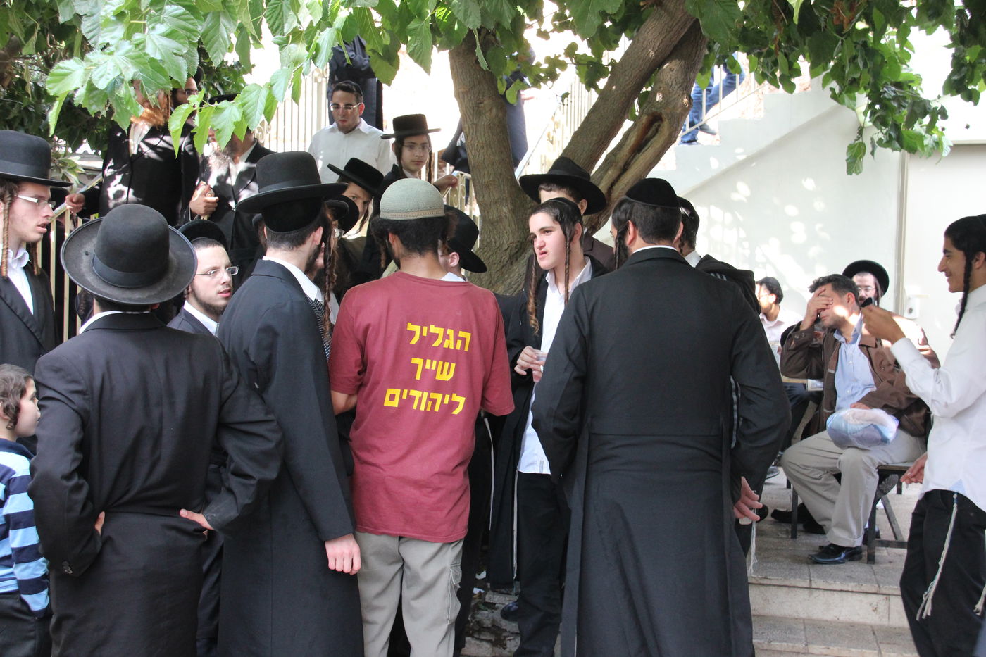 הילולת שמעון הצדיק: אלפים העתירו על הגרח"ע יוסף