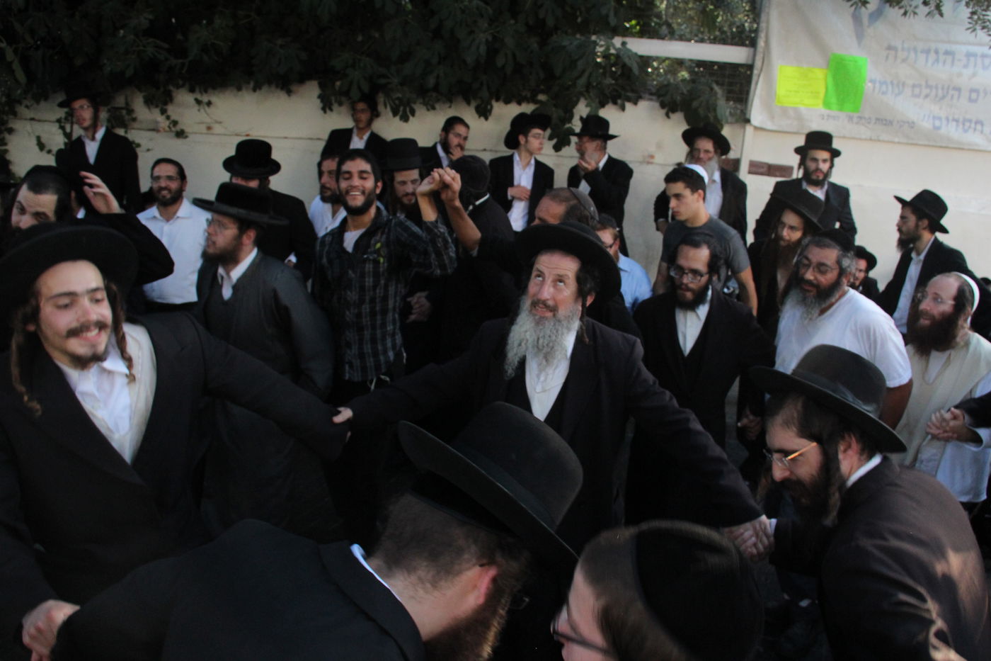 הילולת שמעון הצדיק: אלפים העתירו על הגרח"ע יוסף