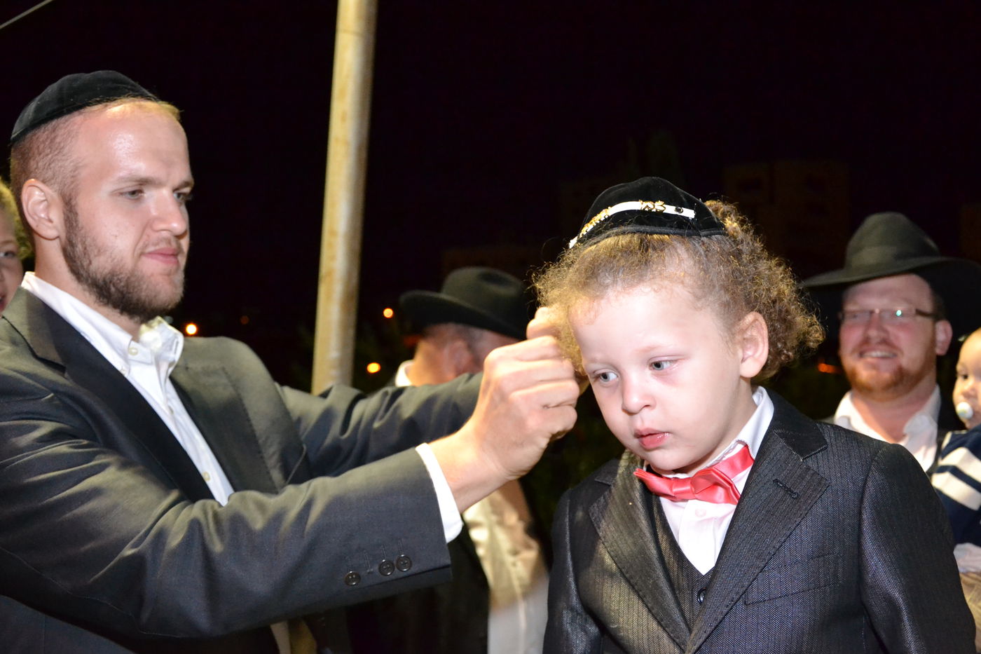 גלריה: אלפים בהילולת שמעון הצדיק